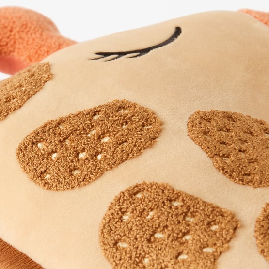 Neutral Jungle Party Giraffe Tufted Cushion