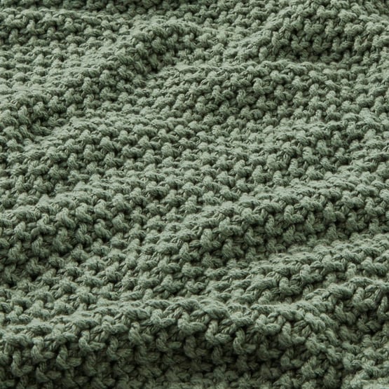 Hallstatt Lilypad Chunky Knit Throw