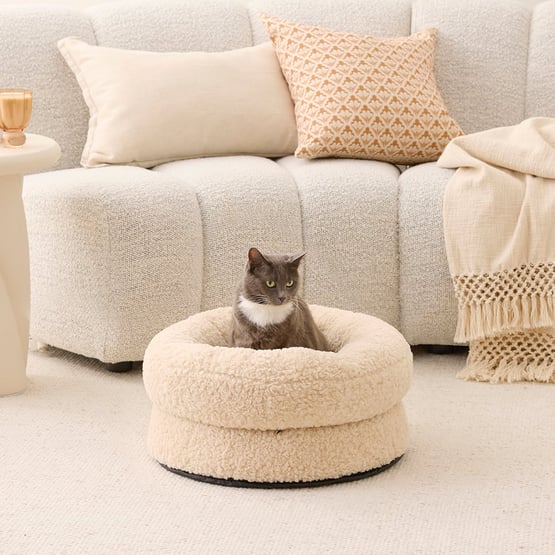 Milo Natural Sherpa Cat Bed