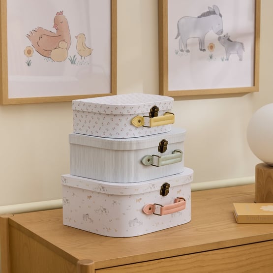 Farm Family Decorator Suitcases Set of 3