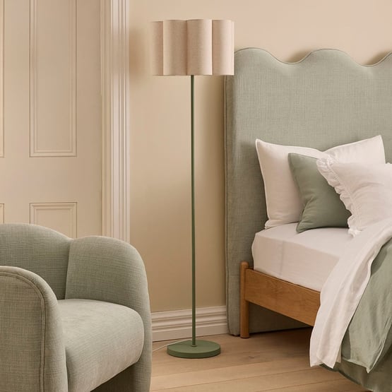 Cliveden Linen & Forest Floor Light