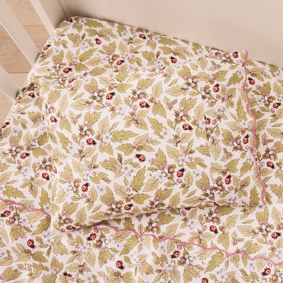 Fleur Harris Dancing Ladybugs White Scallop Cot Sheet Set