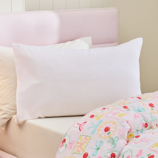 Sweet Dreams Mon Cheri Text Pillowcase