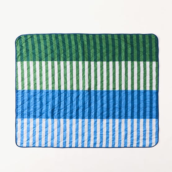 Whitehaven Blue Cabana & Umbrella Picnic Rug