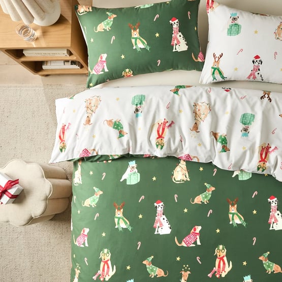 Christmas Dogs Green Quilt Cover Set