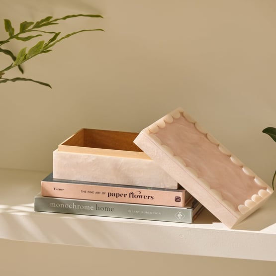 Bellagio Scallop Pink Trinket Box