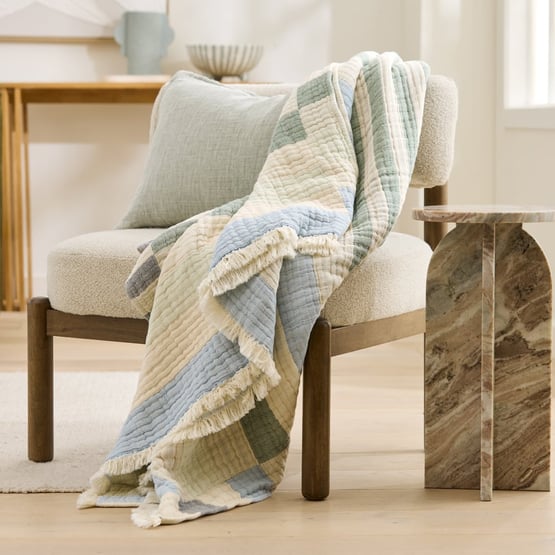 European Collection Green Bahar Throw